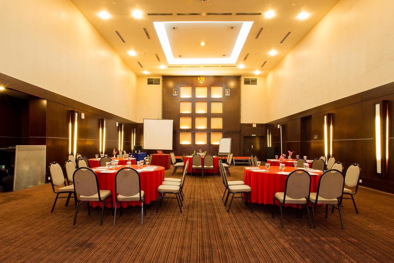 Hotel Horison Sagita Balikpapan Екстериор снимка
